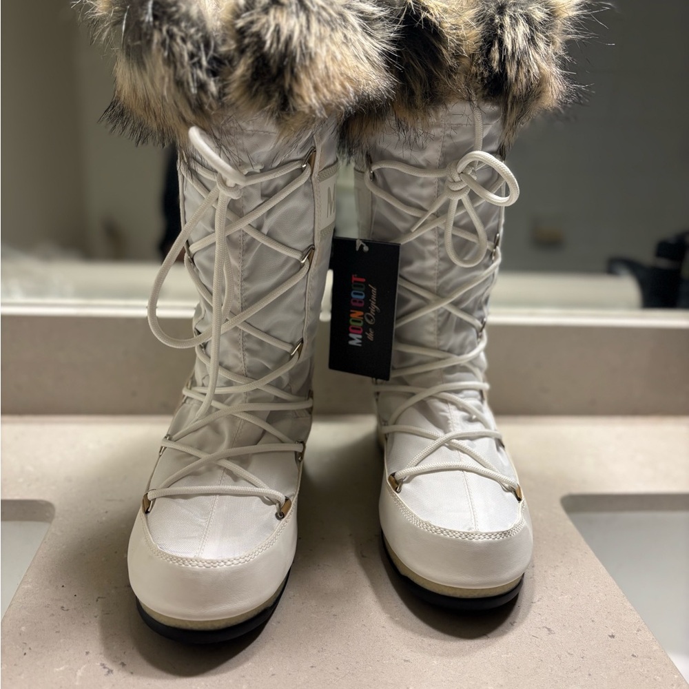 Moon Boot Women's Snow White Winter Boots
